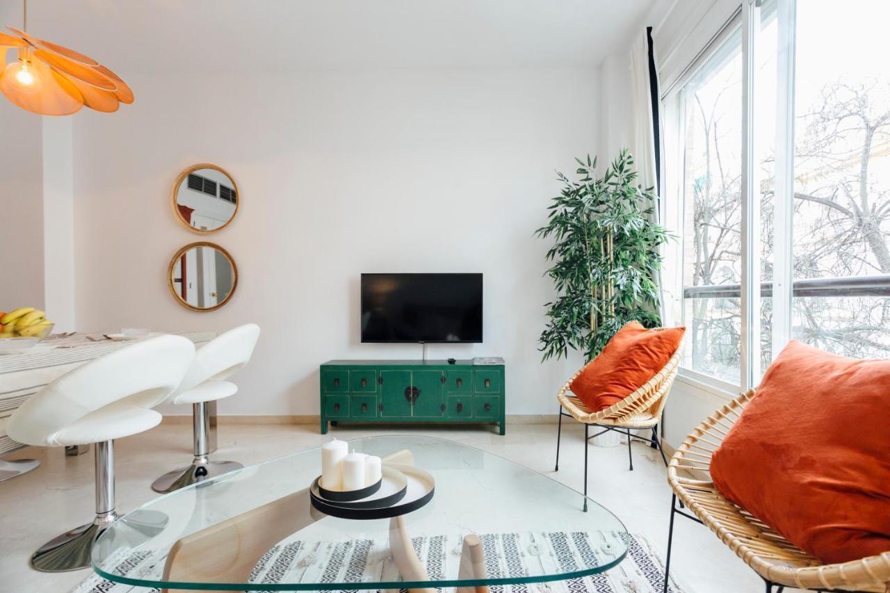 Апартаменти Reformed And Bright- 2Bdr 1Bth- Nervion Севілья Екстер'єр фото